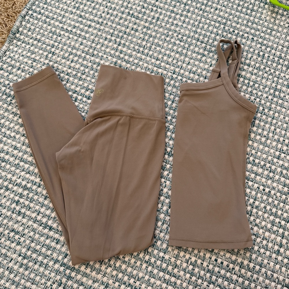 Aritzia Golden butter workout set